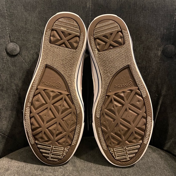 Converse Chuck Taylor All Star woman’s 7 US Low Top Unisex Shoe - Picture 4 of 7